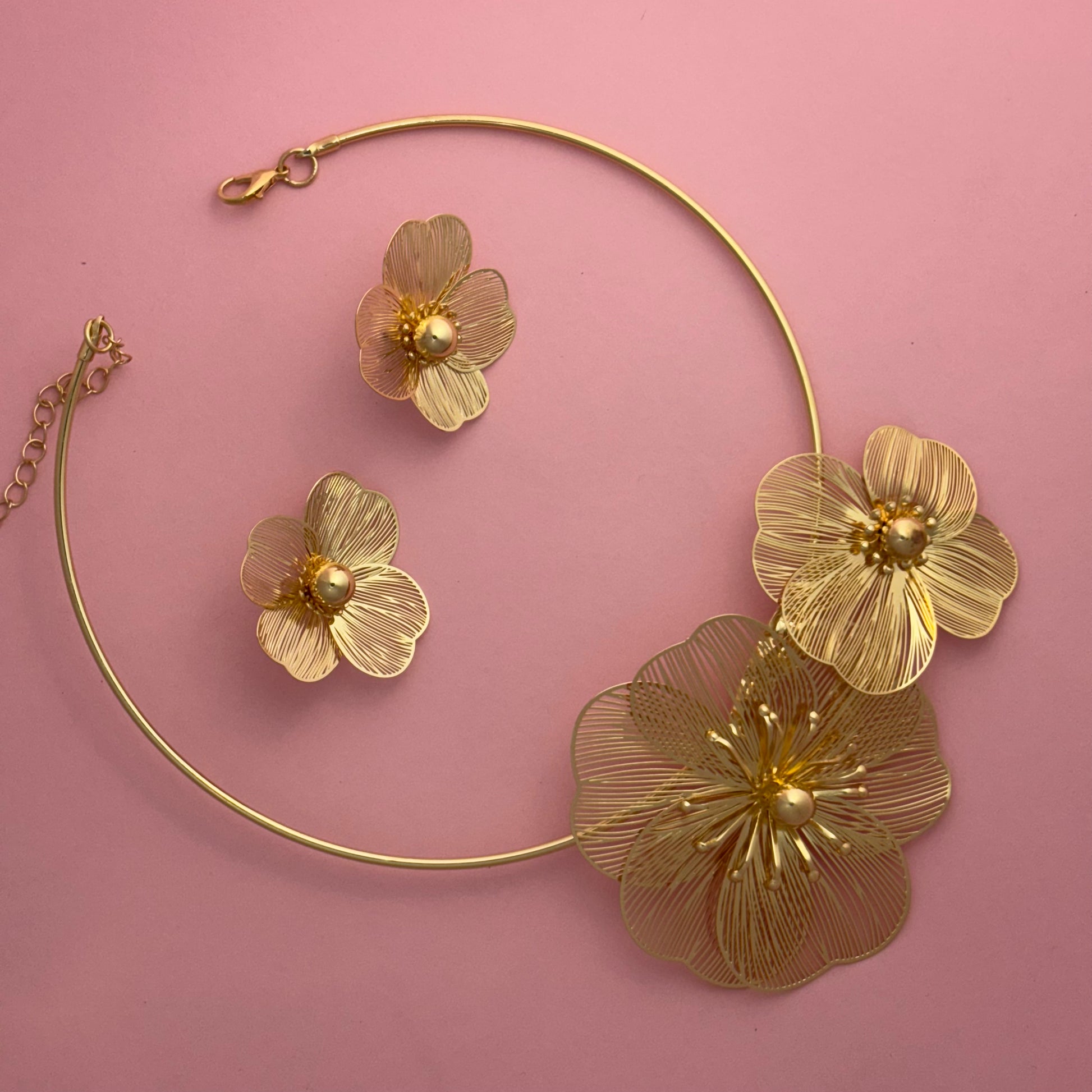 Artistic Gold Tone Double Floral Choker Necklace